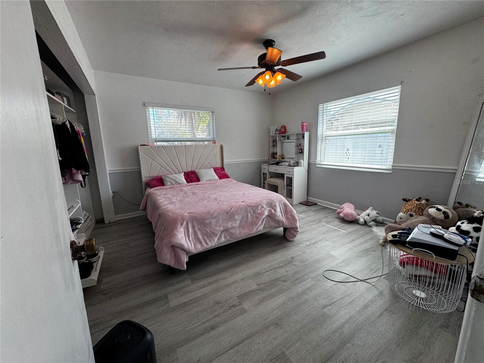 6914 N OLA AVE — photo 27