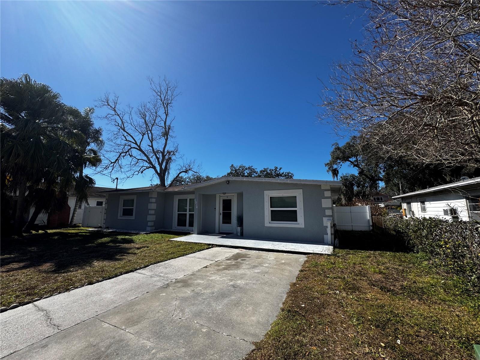 6914 N OLA AVE — photo 7