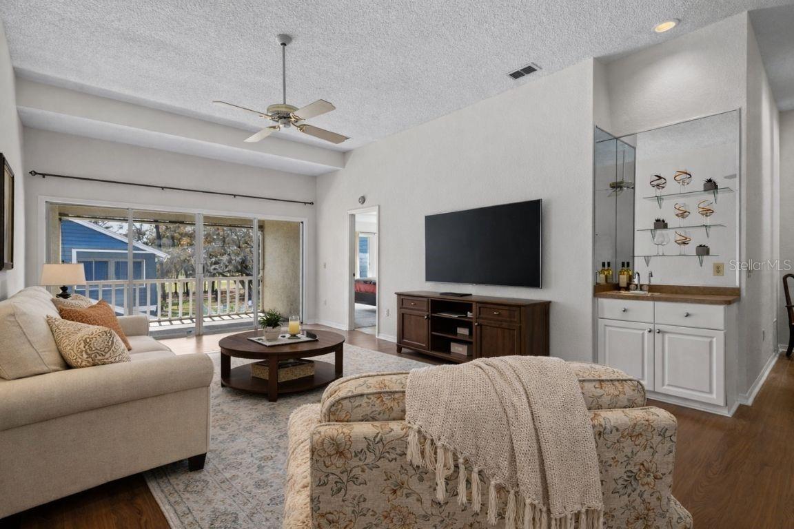 2014 GOLFVIEW DR #2014 — photo 6