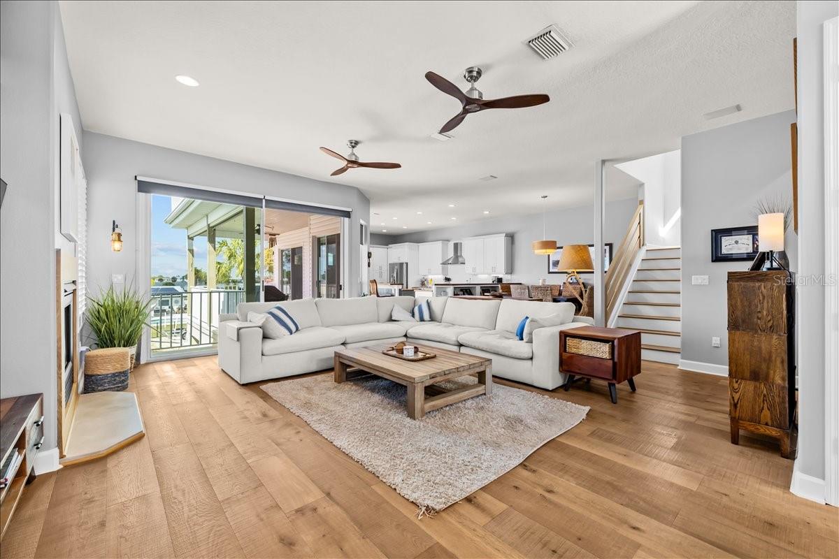 8117 BRIGHTON DR — photo 8
