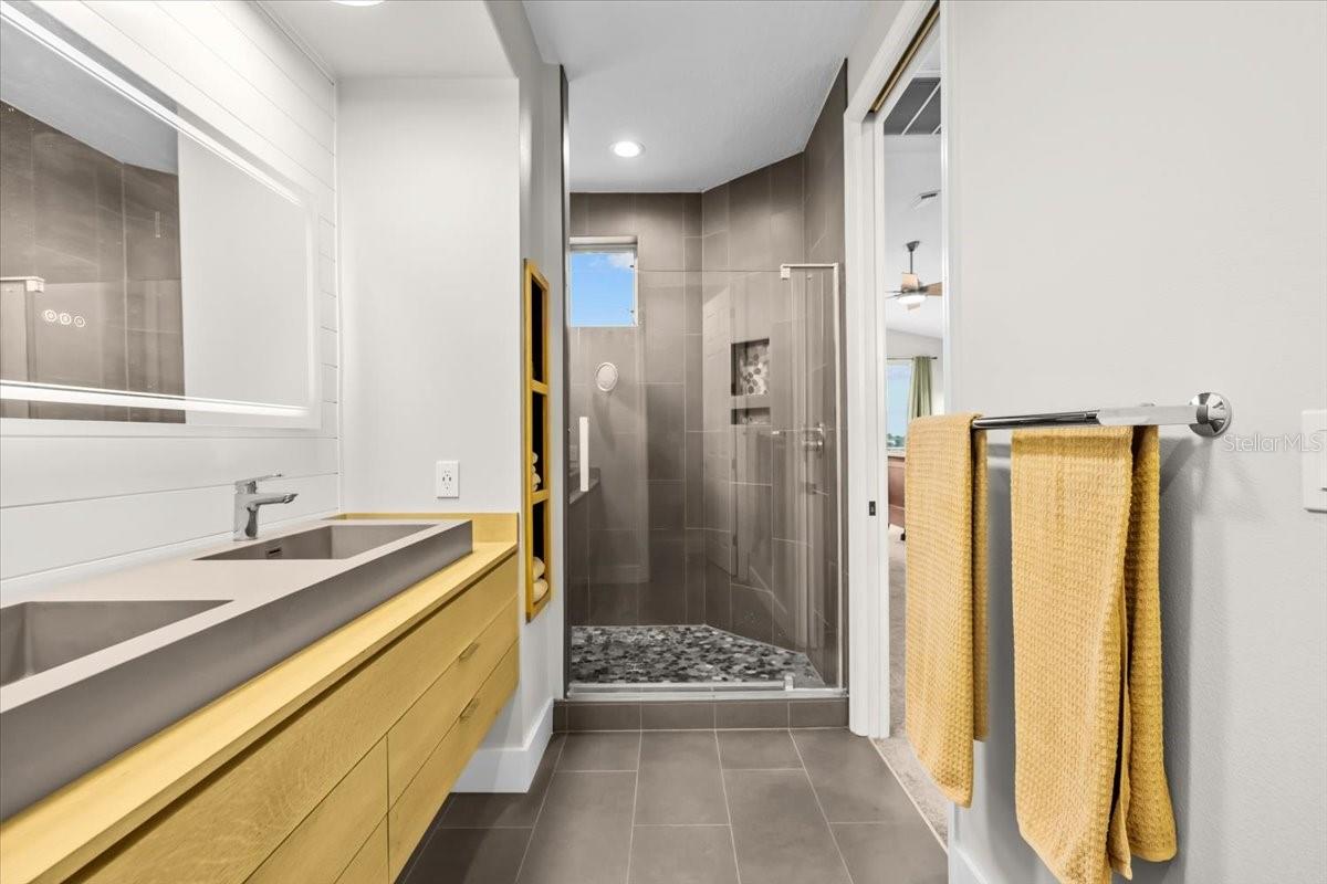 8117 BRIGHTON DR — photo 31