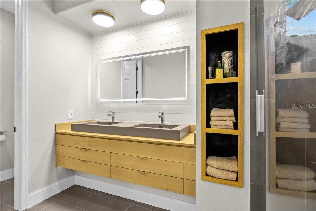 8117 BRIGHTON DR — photo 30