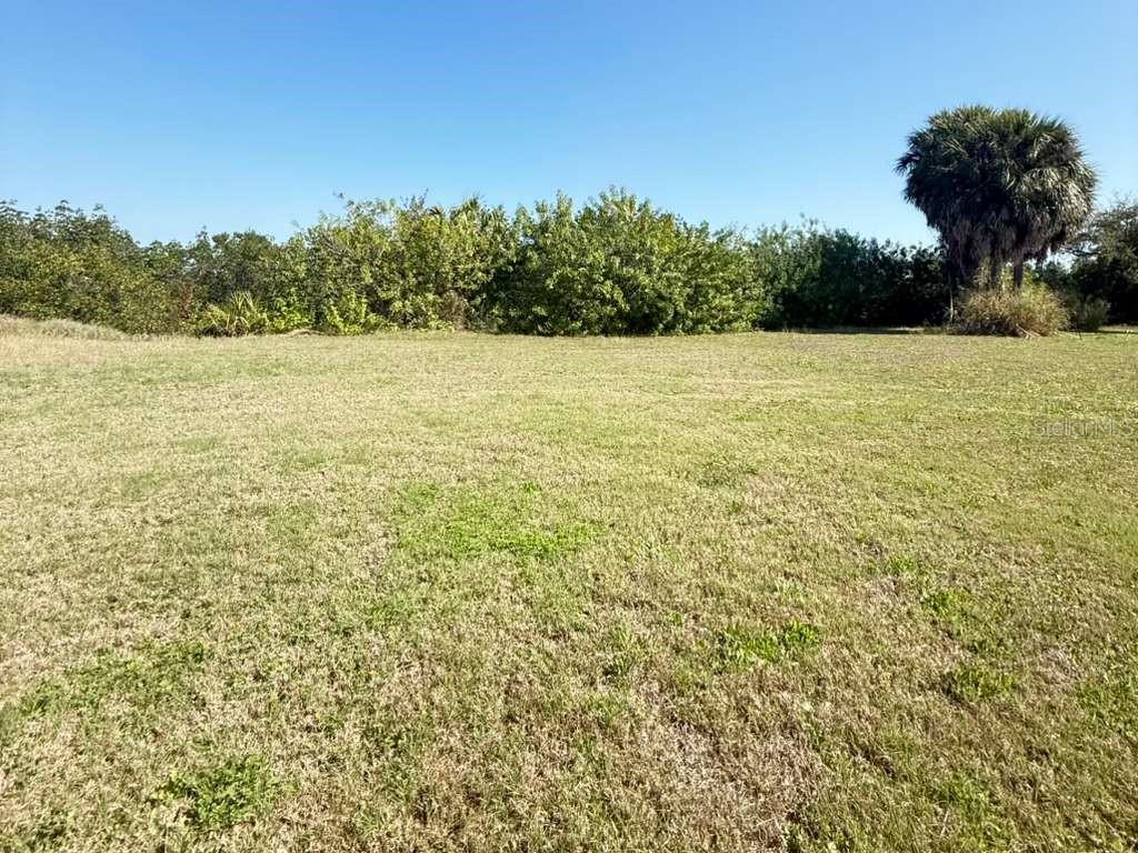 4858 TROYDALE RD — photo 16