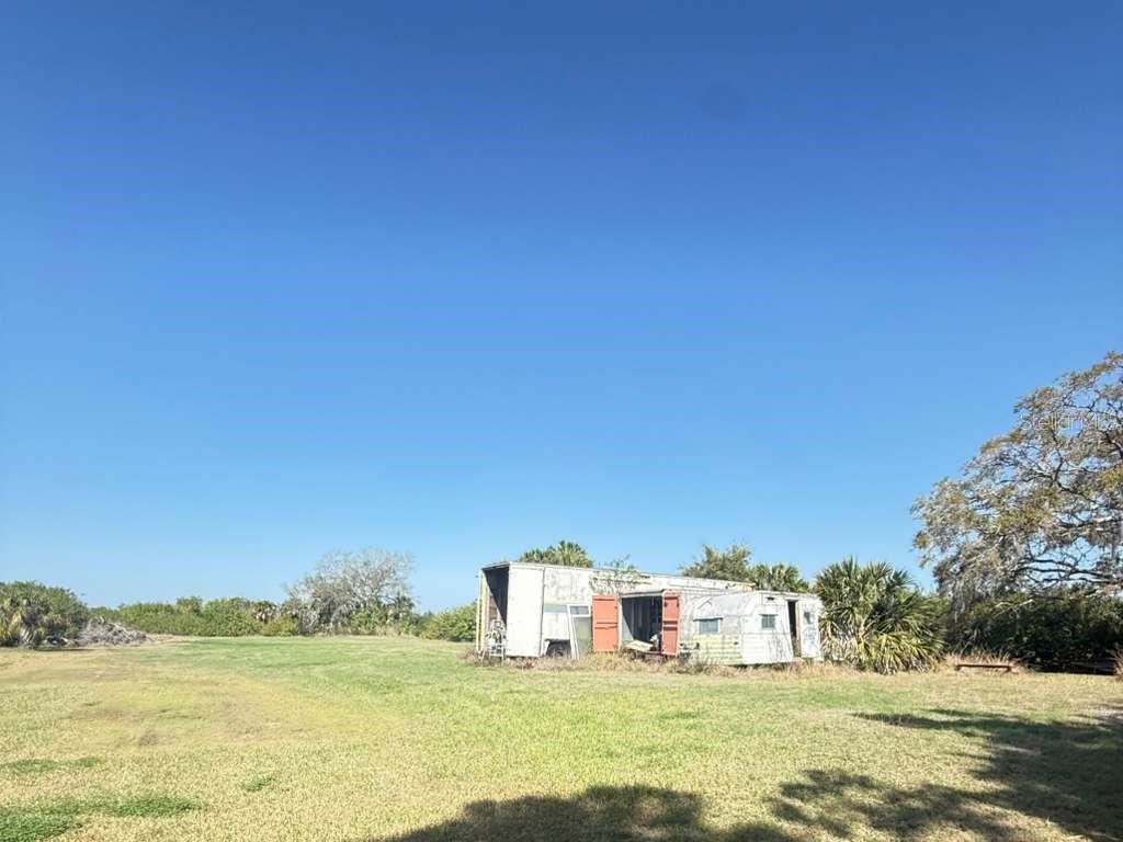 4858 TROYDALE RD — photo 13