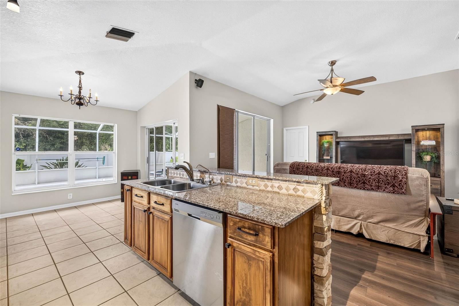 29454 CROSSLAND DR — photo 20