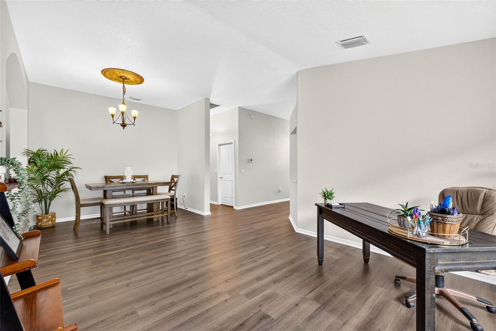 29454 CROSSLAND DR — photo 15