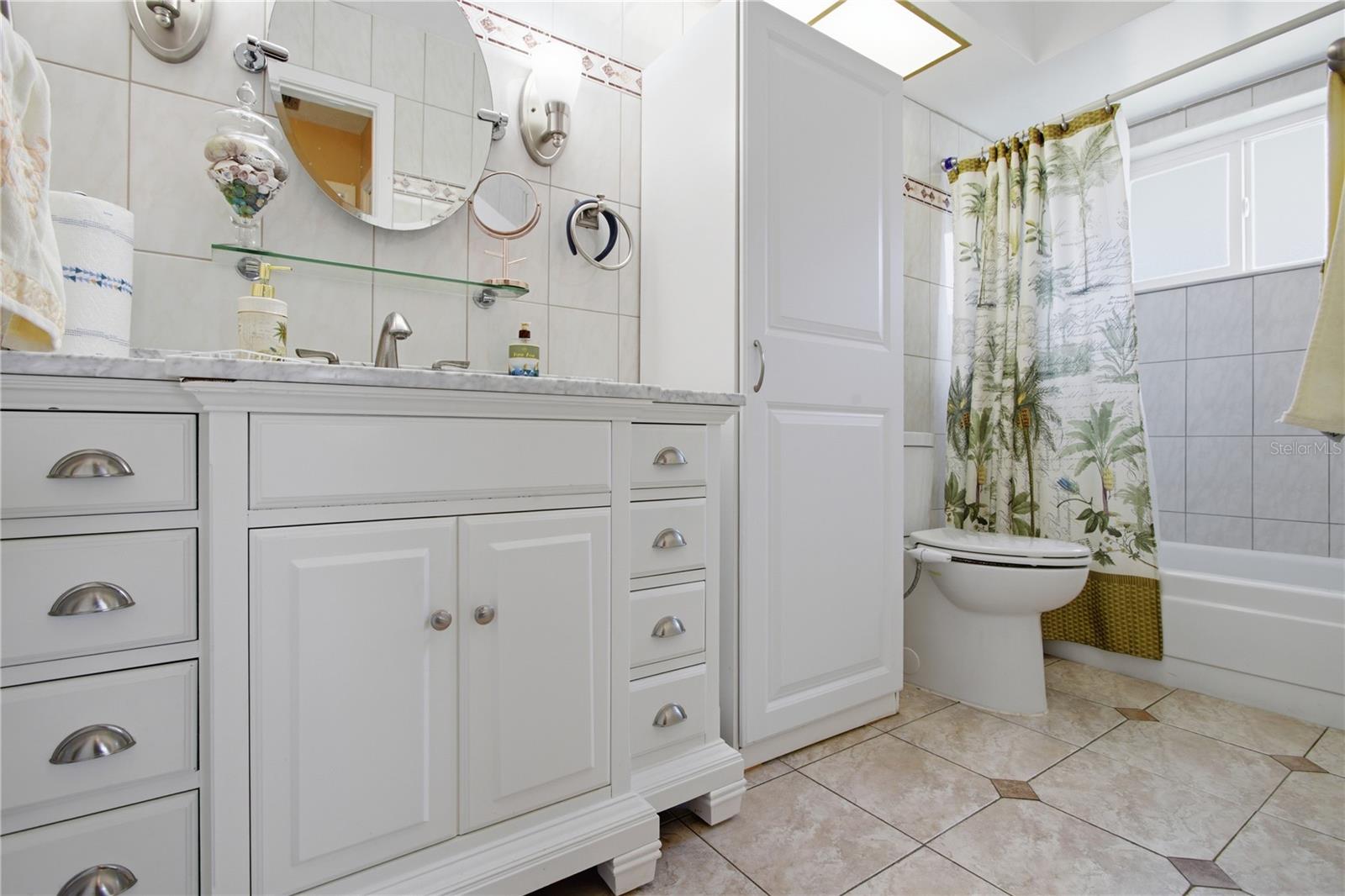 1636 S LAKE AVE #1 — photo 36