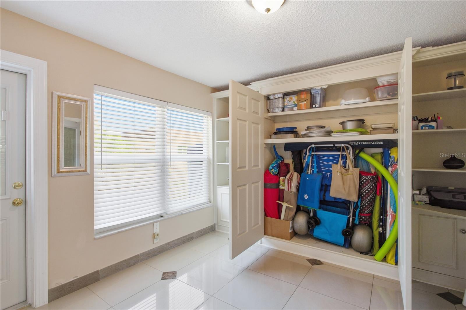 1636 S LAKE AVE #1 — photo 18