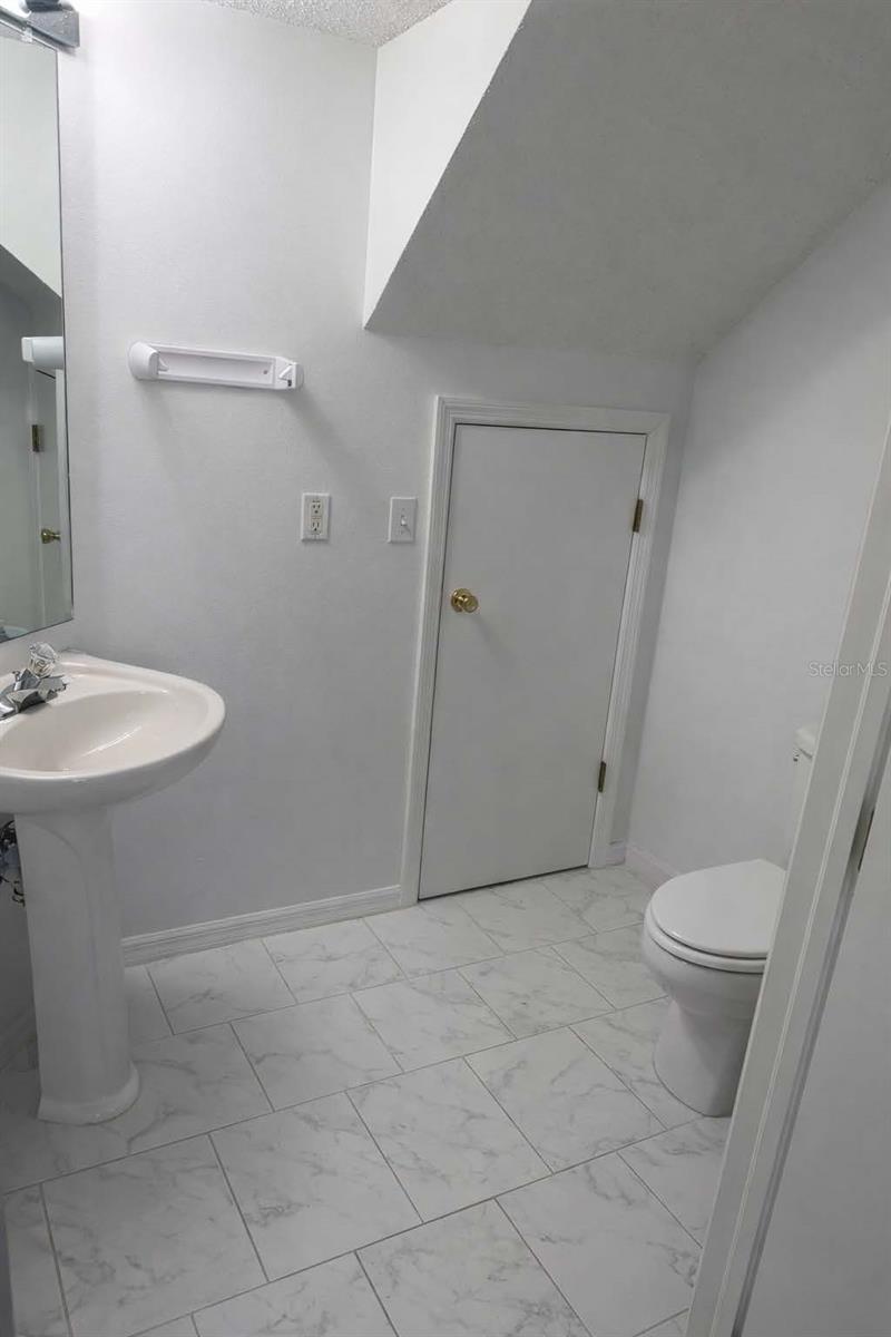 7135 WATERSIDE DR — photo 10