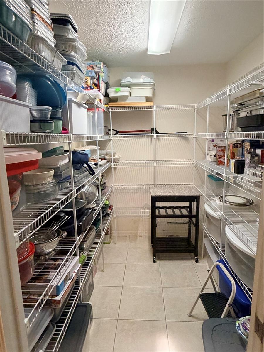 6617 SEVEN PINES DR — photo 29