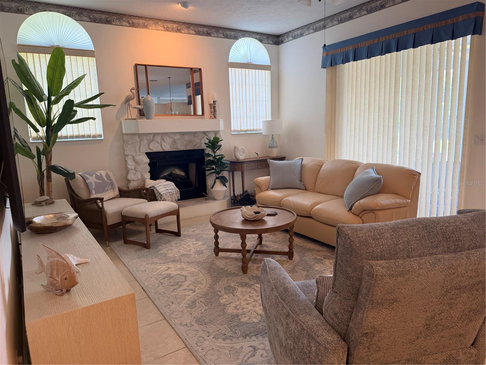 6617 SEVEN PINES DR — photo 25