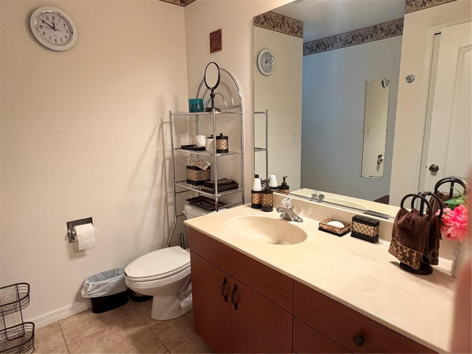 6617 SEVEN PINES DR — photo 41