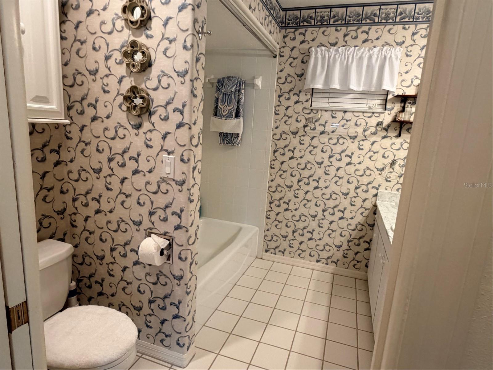 6617 SEVEN PINES DR — photo 30