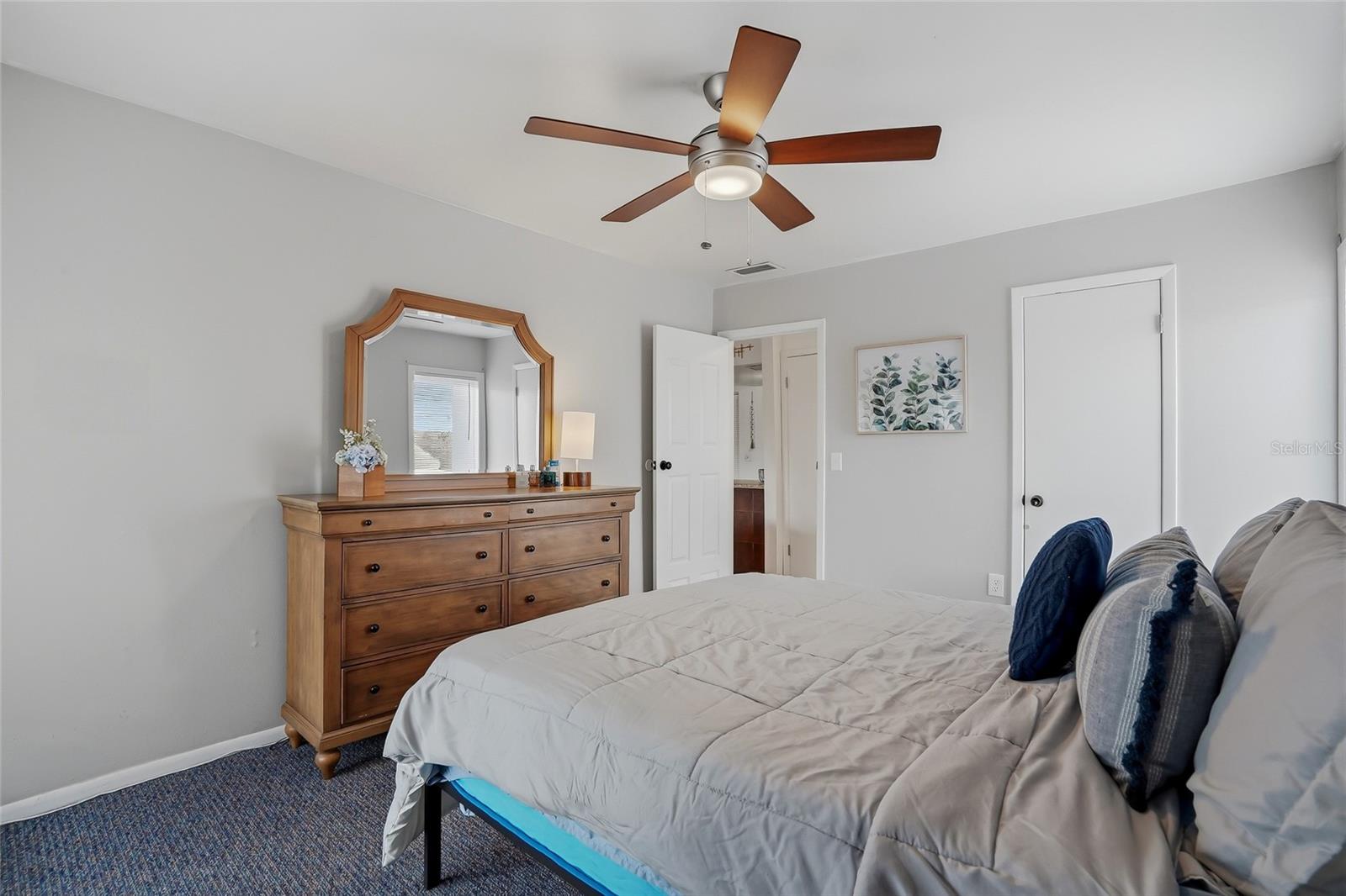 8602 CHAMPLAIN CT #90 — photo 12