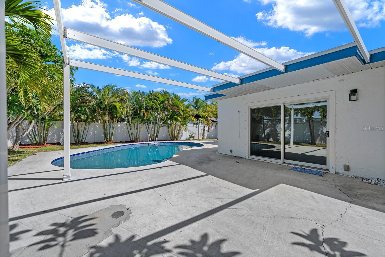4540 BAYSHORE BLVD NE — photo 25