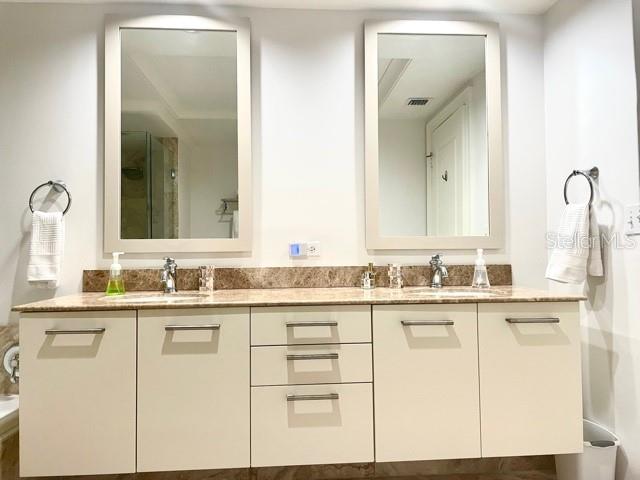 1350 MAIN ST #909 — photo 11