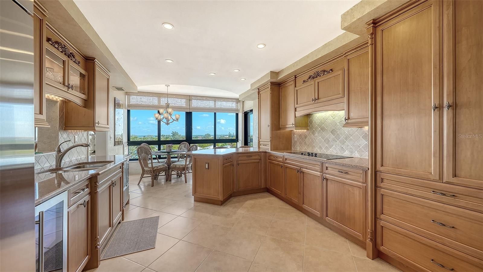 535 SANCTUARY DR #A401 — photo 24