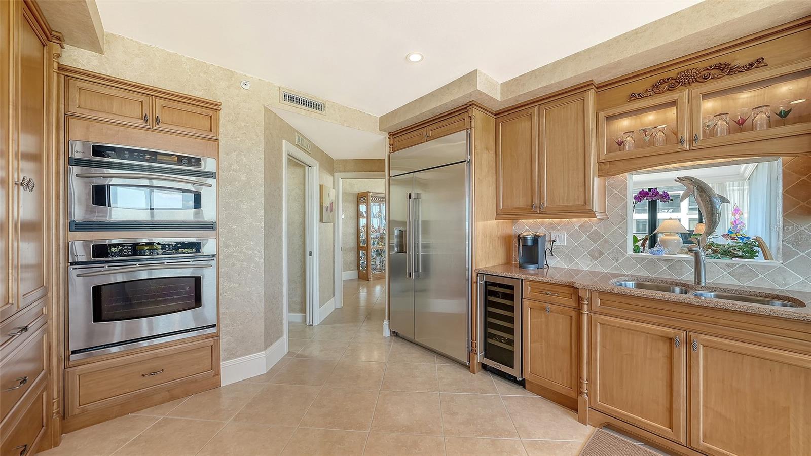535 SANCTUARY DR #A401 — photo 26