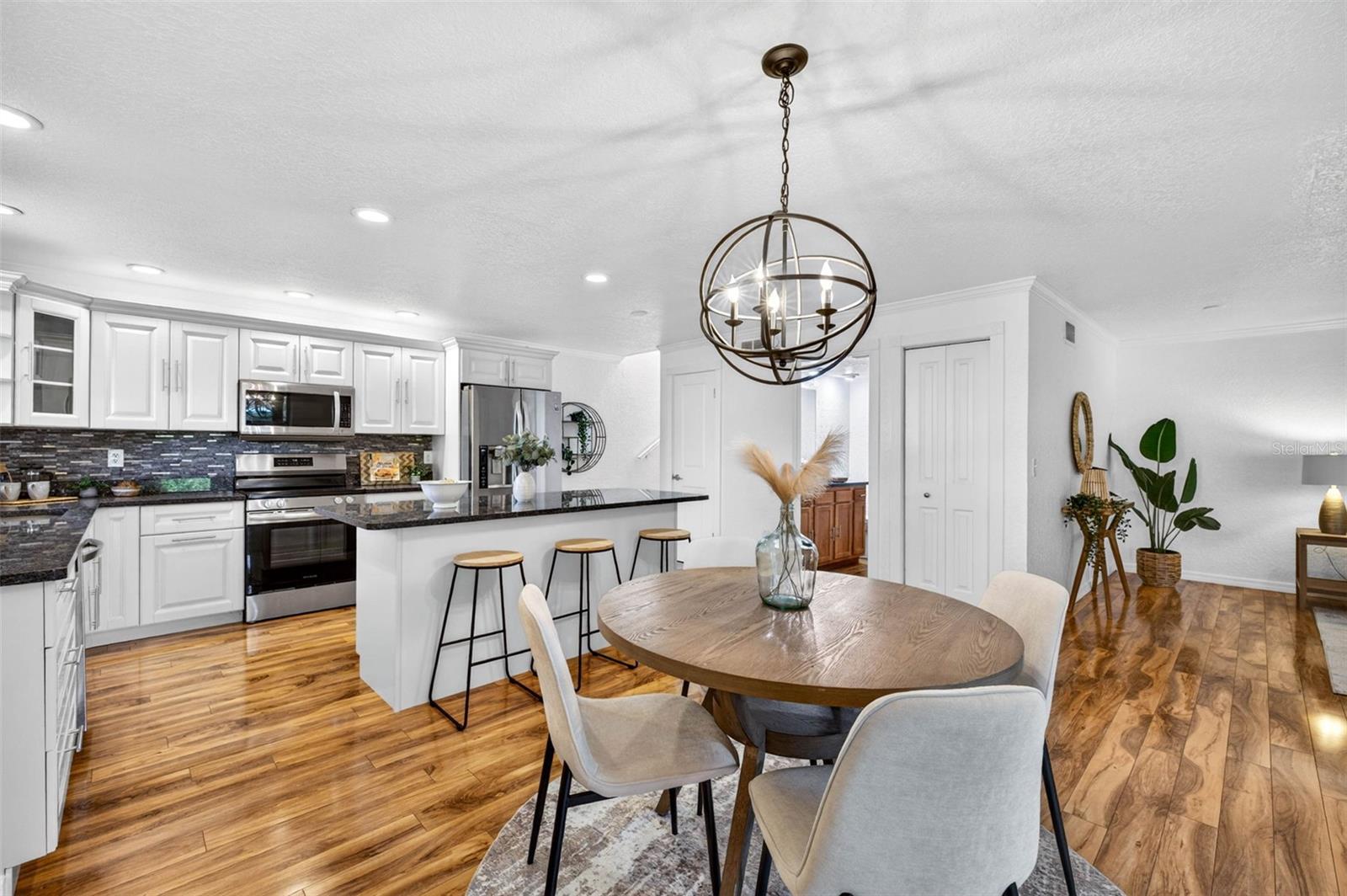 9342 TRADEWINDS AVE — photo 5