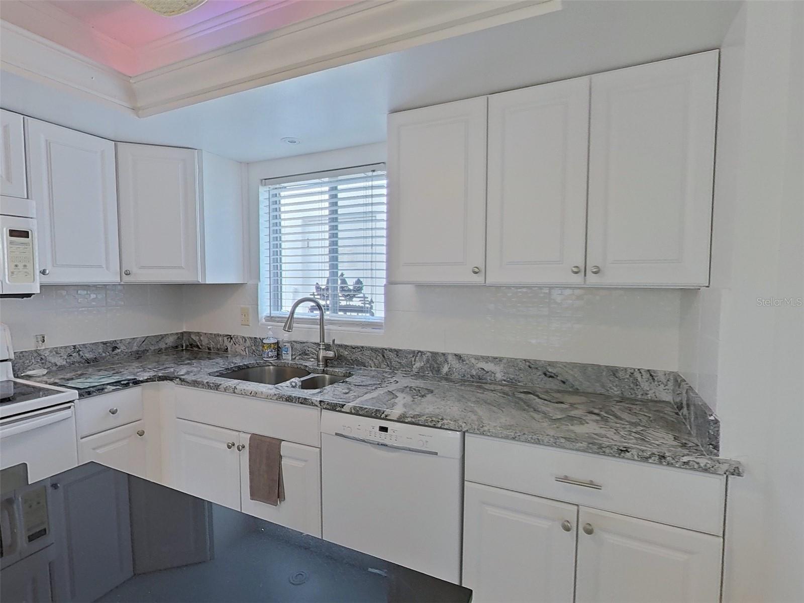 1845 VERA PL #29 — photo 17