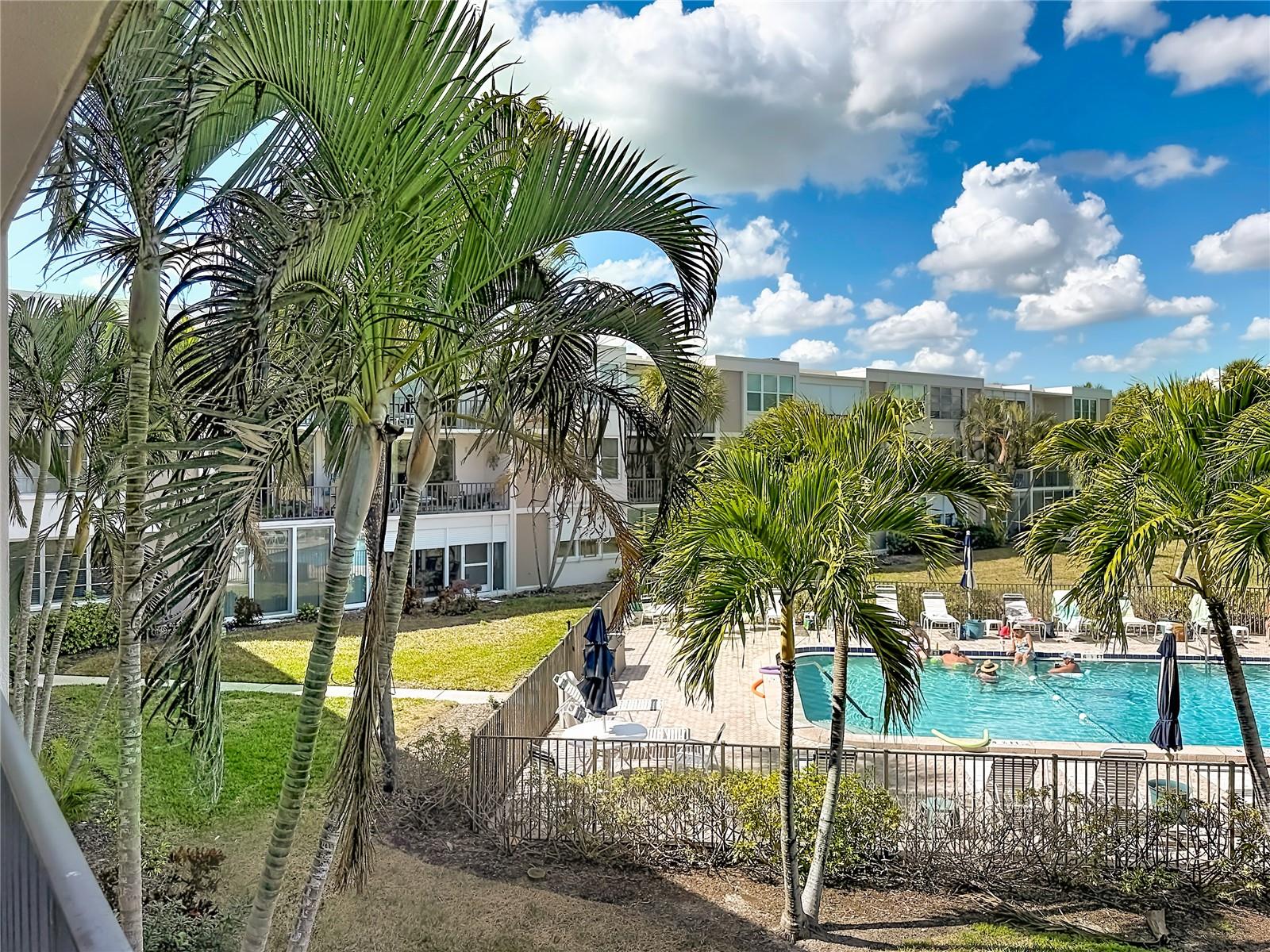 7401 BAY ISLAND DR S #232 — photo 37