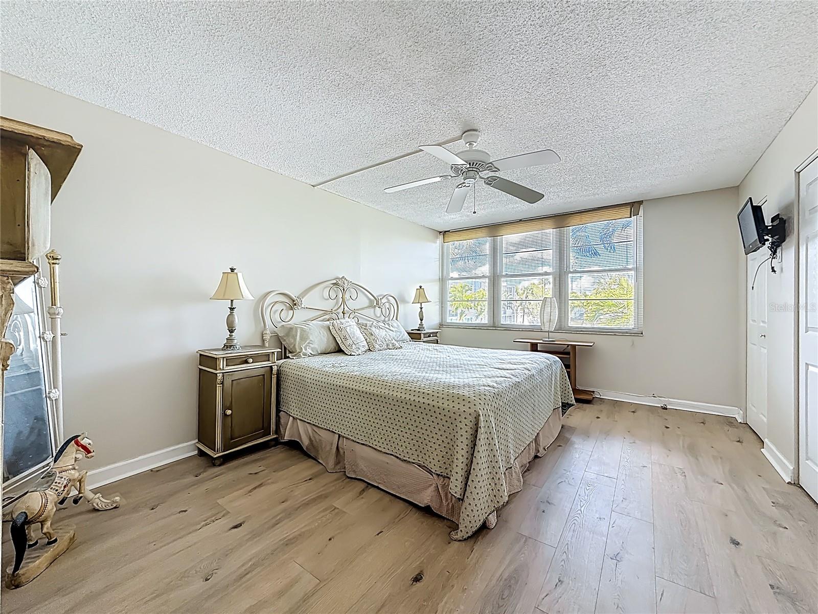 7401 BAY ISLAND DR S #232 — photo 17