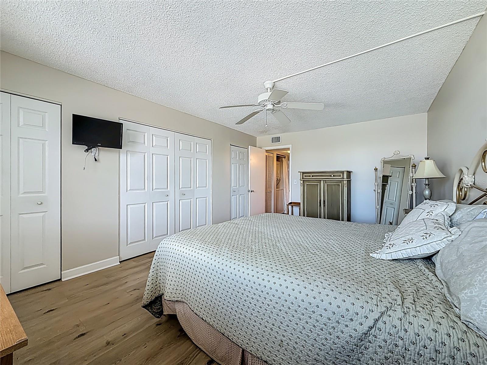 7401 BAY ISLAND DR S #232 — photo 19