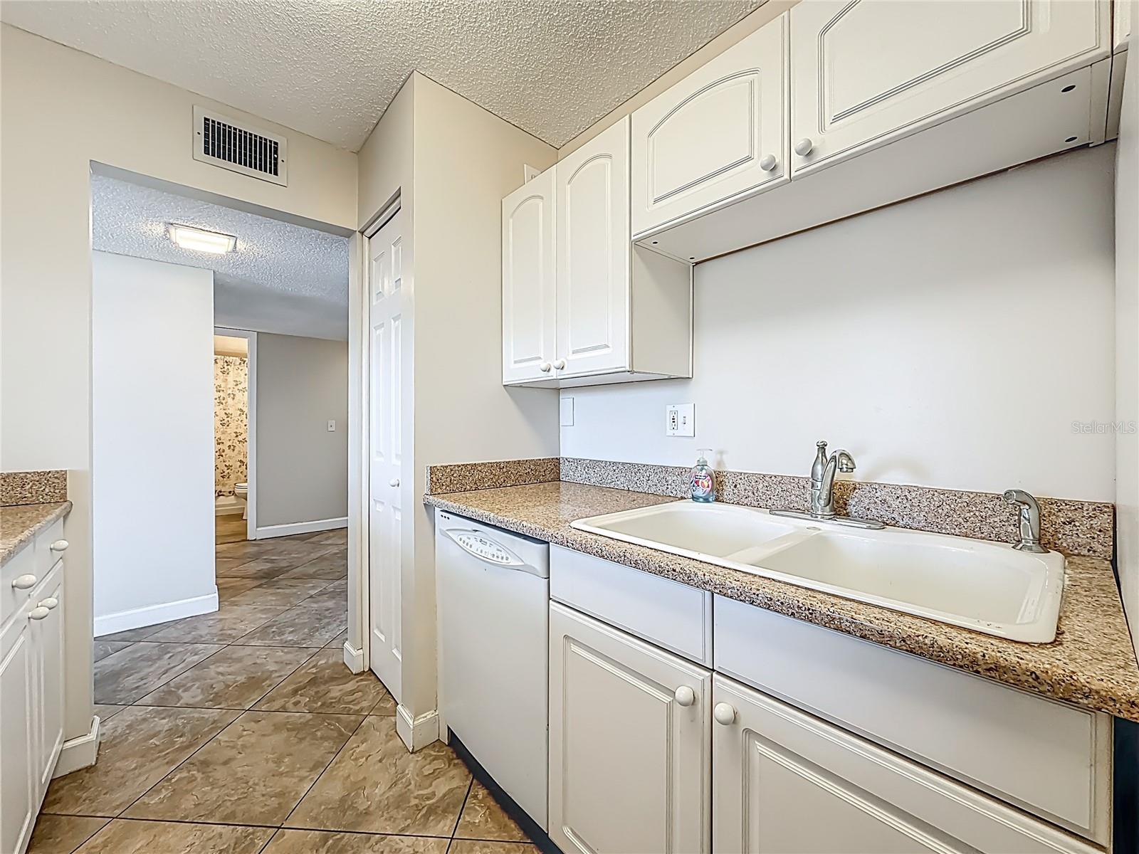 7401 BAY ISLAND DR S #232 — photo 10