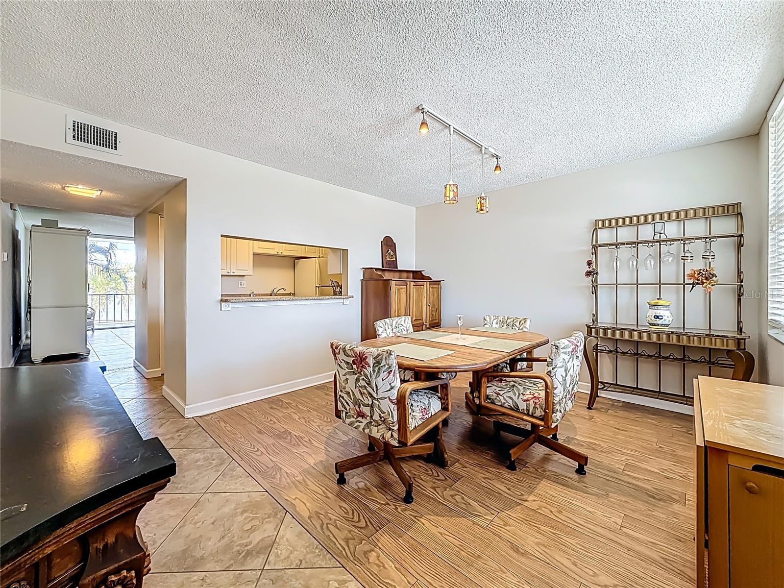 7401 BAY ISLAND DR S #232 — photo 4