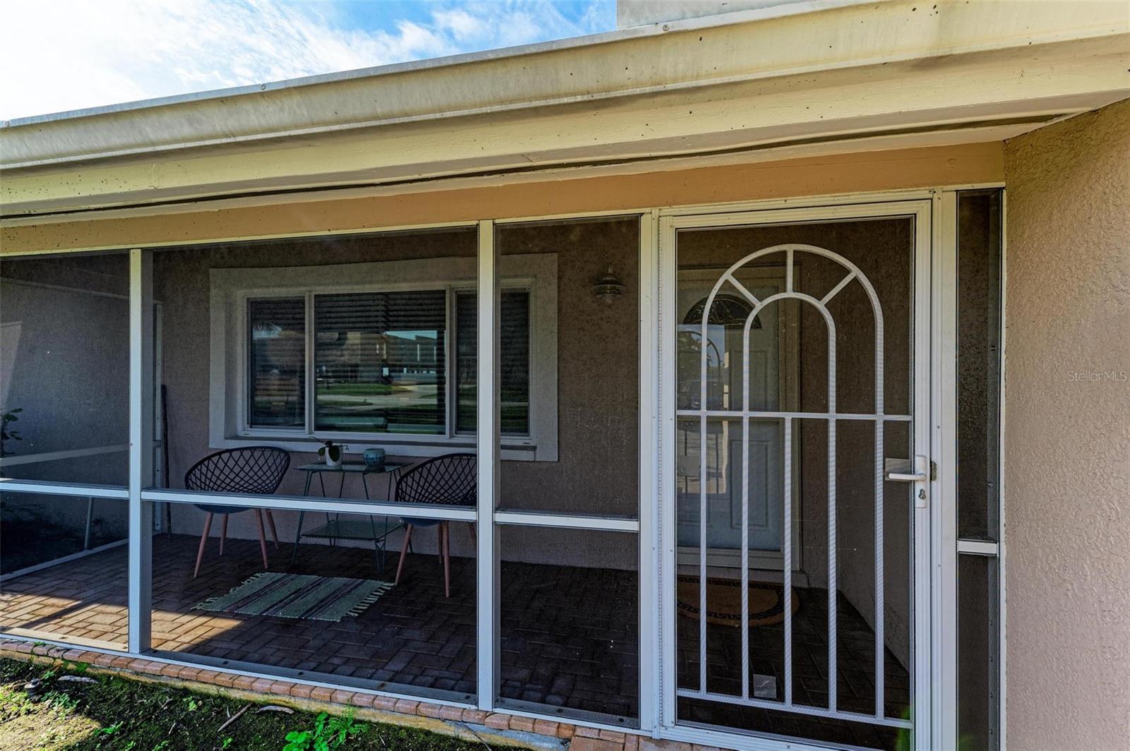 6000 BAYOU GRANDE BLVD NE — photo 4