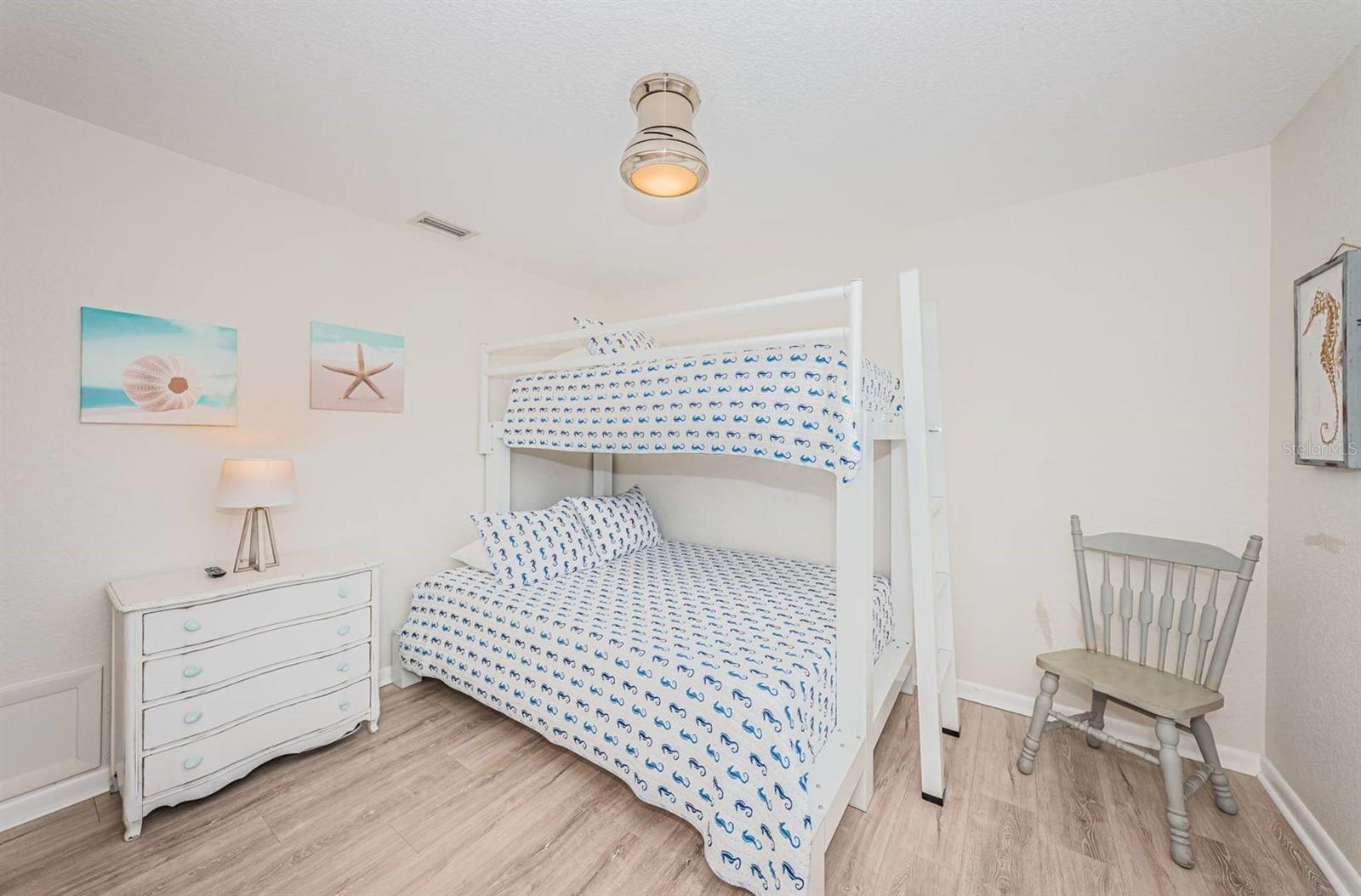 6107 MIRADA CIR — photo 18