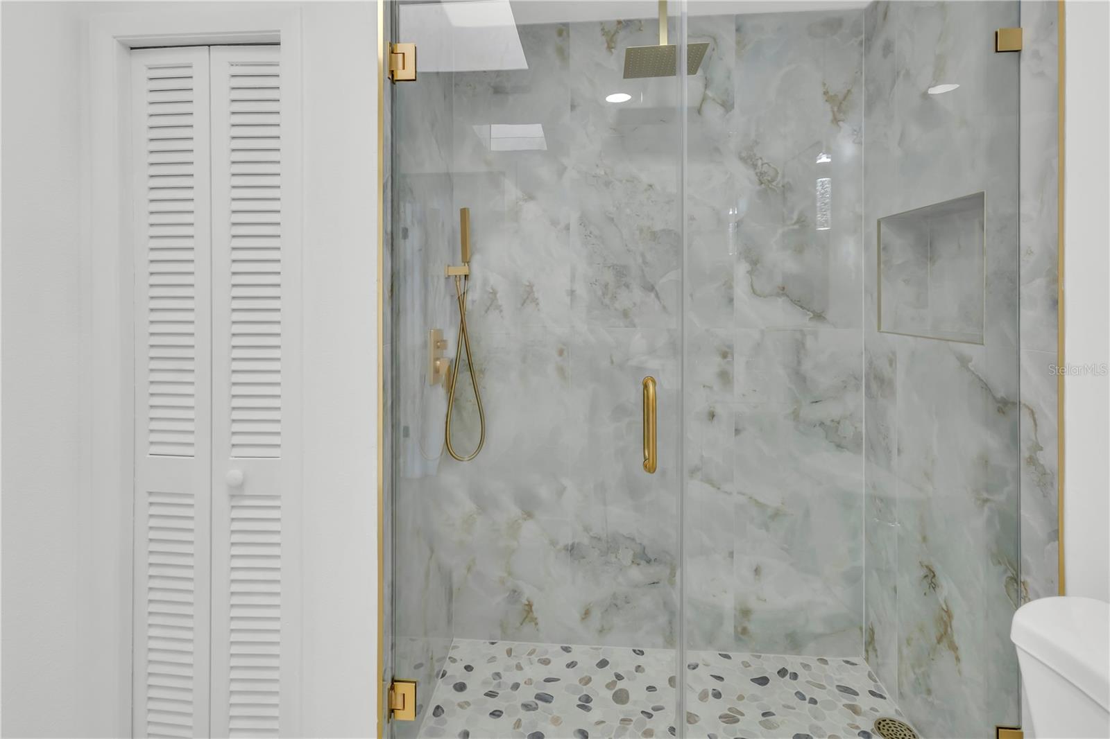 3033 WISTER CIR — photo 23
