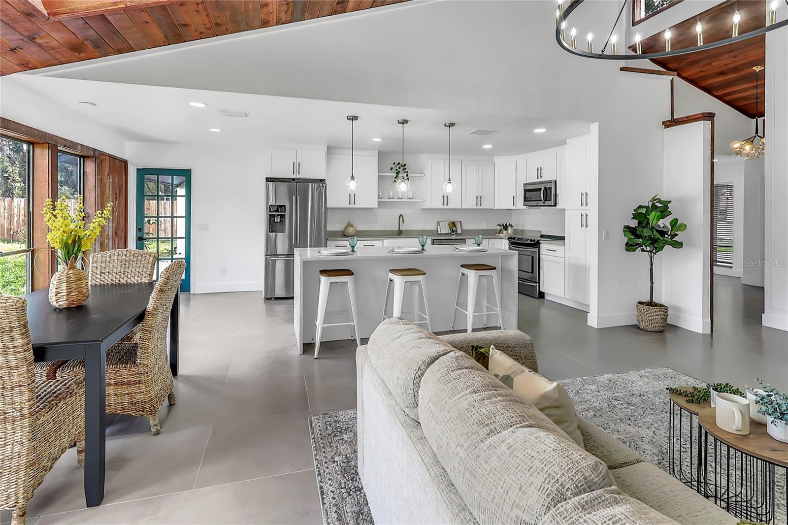 3033 WISTER CIR — photo 32