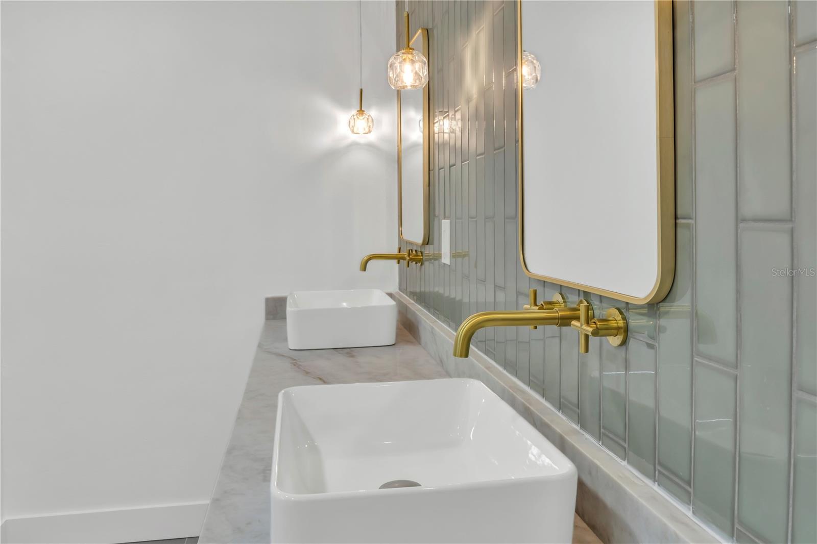 3033 WISTER CIR — photo 12