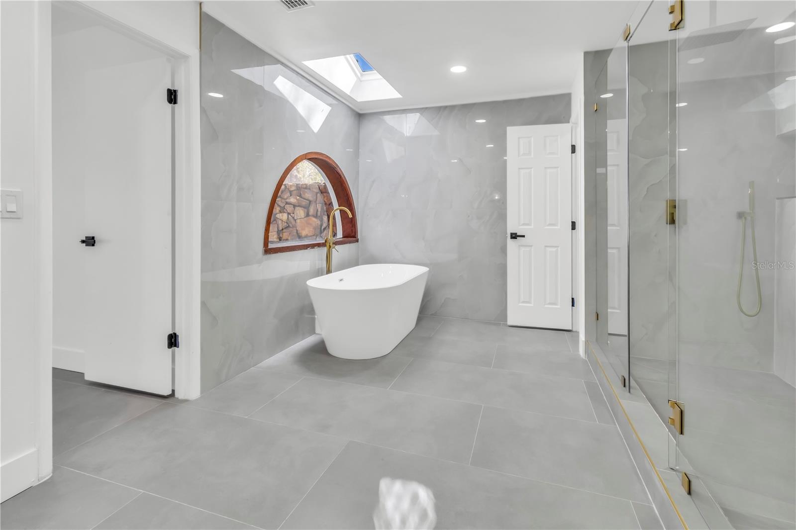 3033 WISTER CIR — photo 10