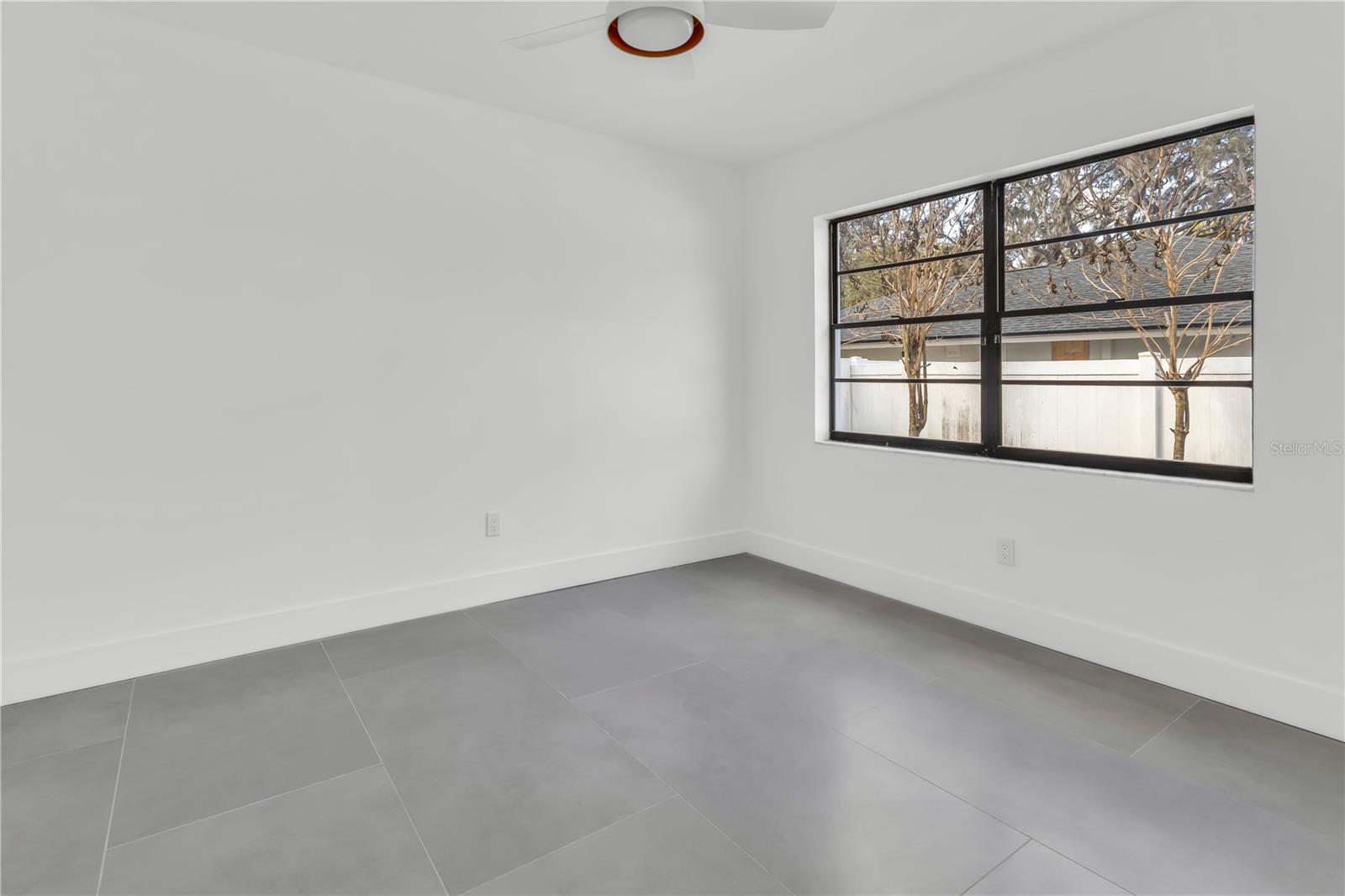3033 WISTER CIR — photo 20