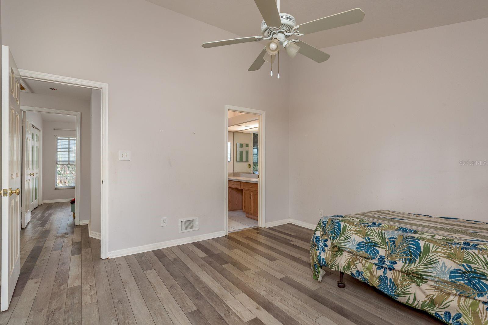 37236 EMBASSY PARK LN #1 — photo 24