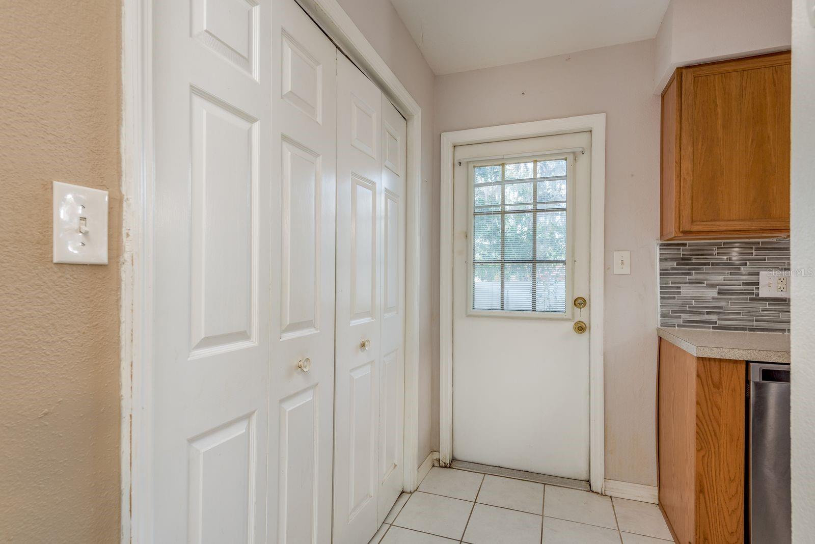 37236 EMBASSY PARK LN #1 — photo 17