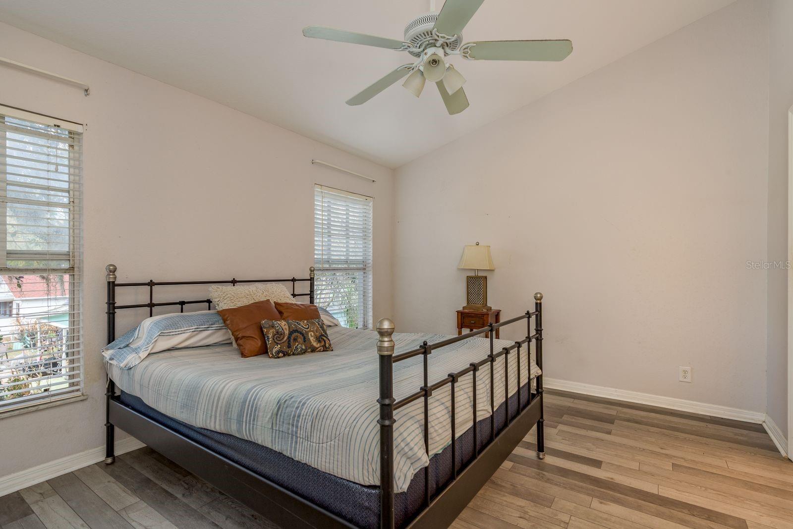 37236 EMBASSY PARK LN #1 — photo 18