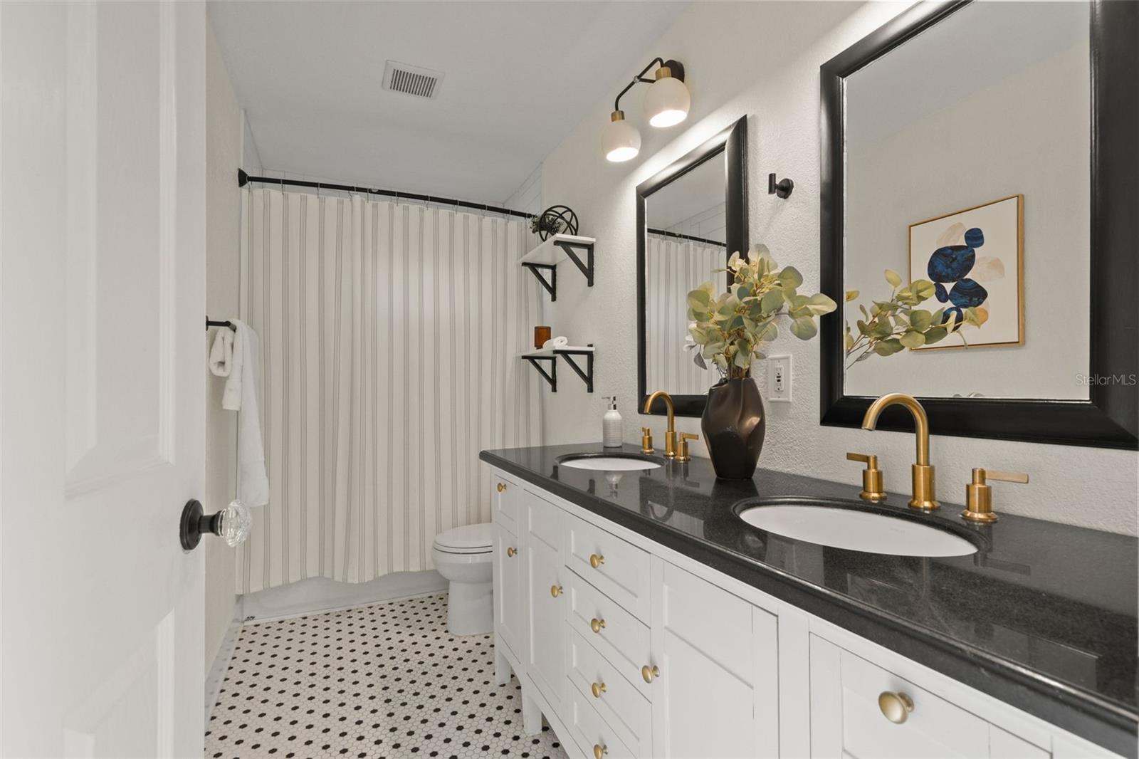 816 W IDLEWILD AVE — photo 15