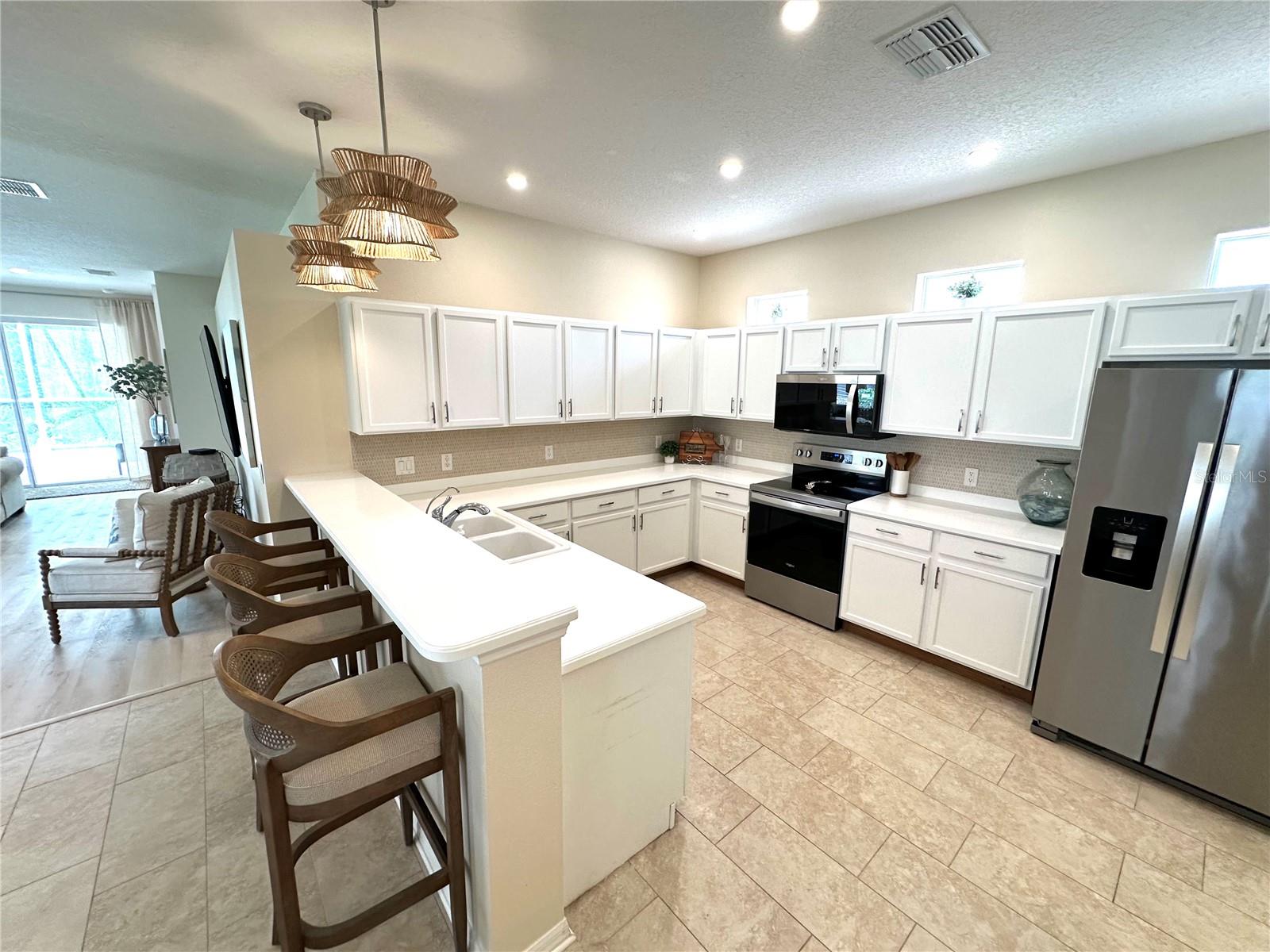 8137 PONKAN RD — photo 8