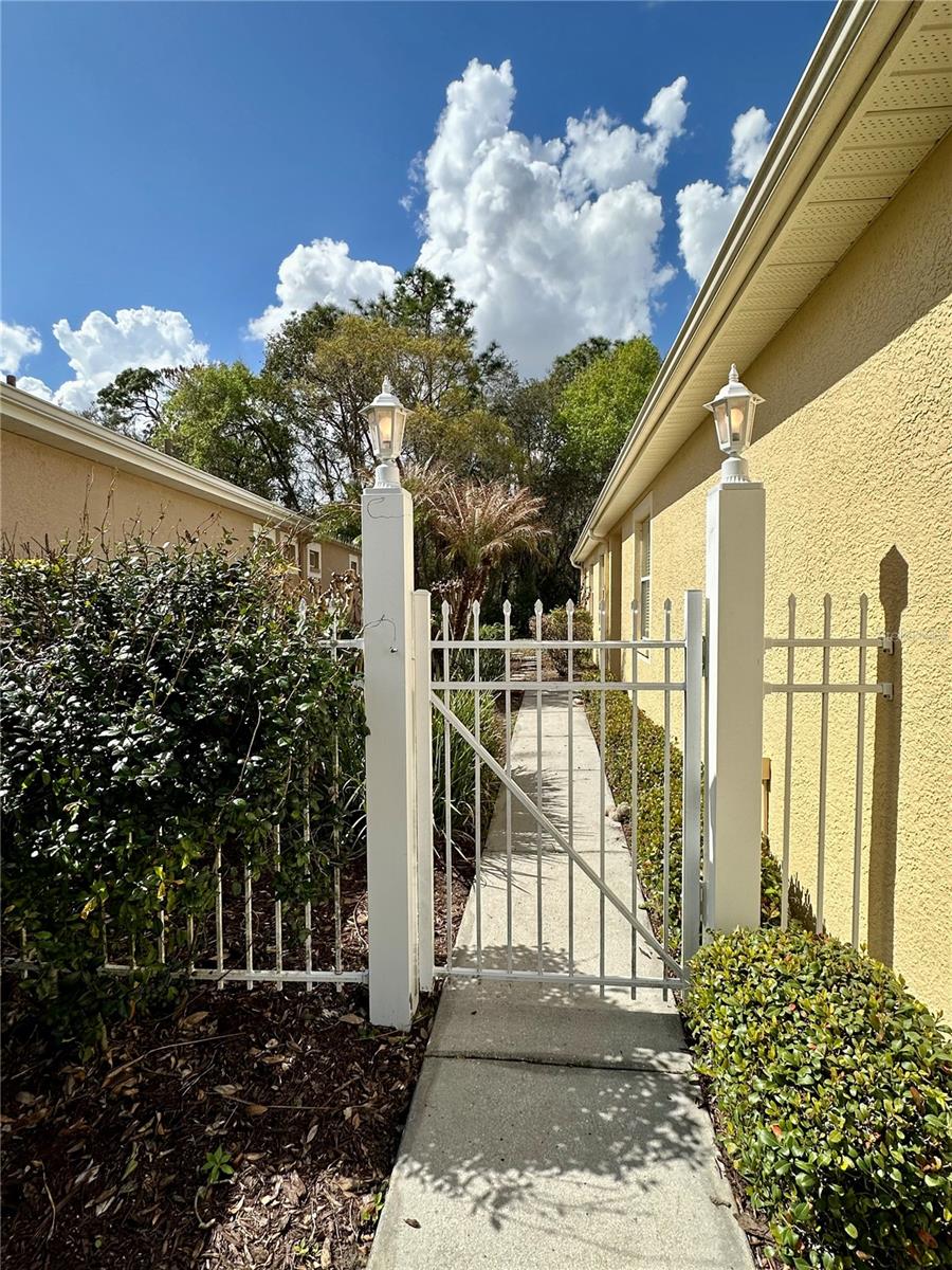 8137 PONKAN RD — photo 43