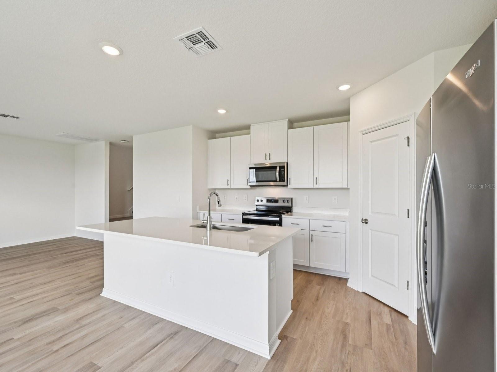 11259 BELLEWOOD TER — photo 3
