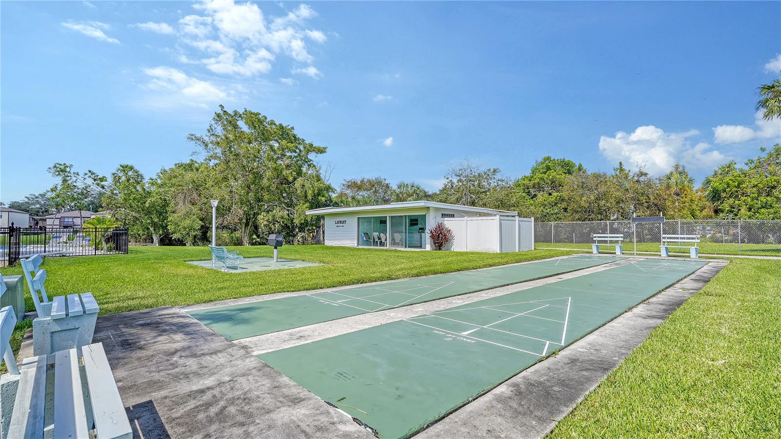 5061 LIVE OAK CIRCLE — photo 45