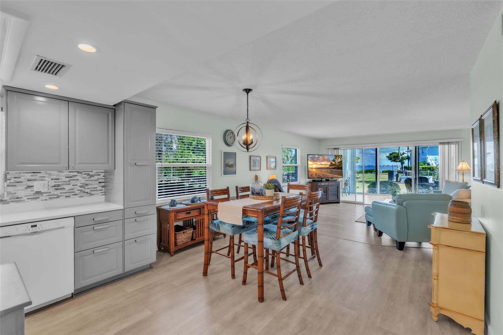 600 MANATEE AVE #145 — photo 4