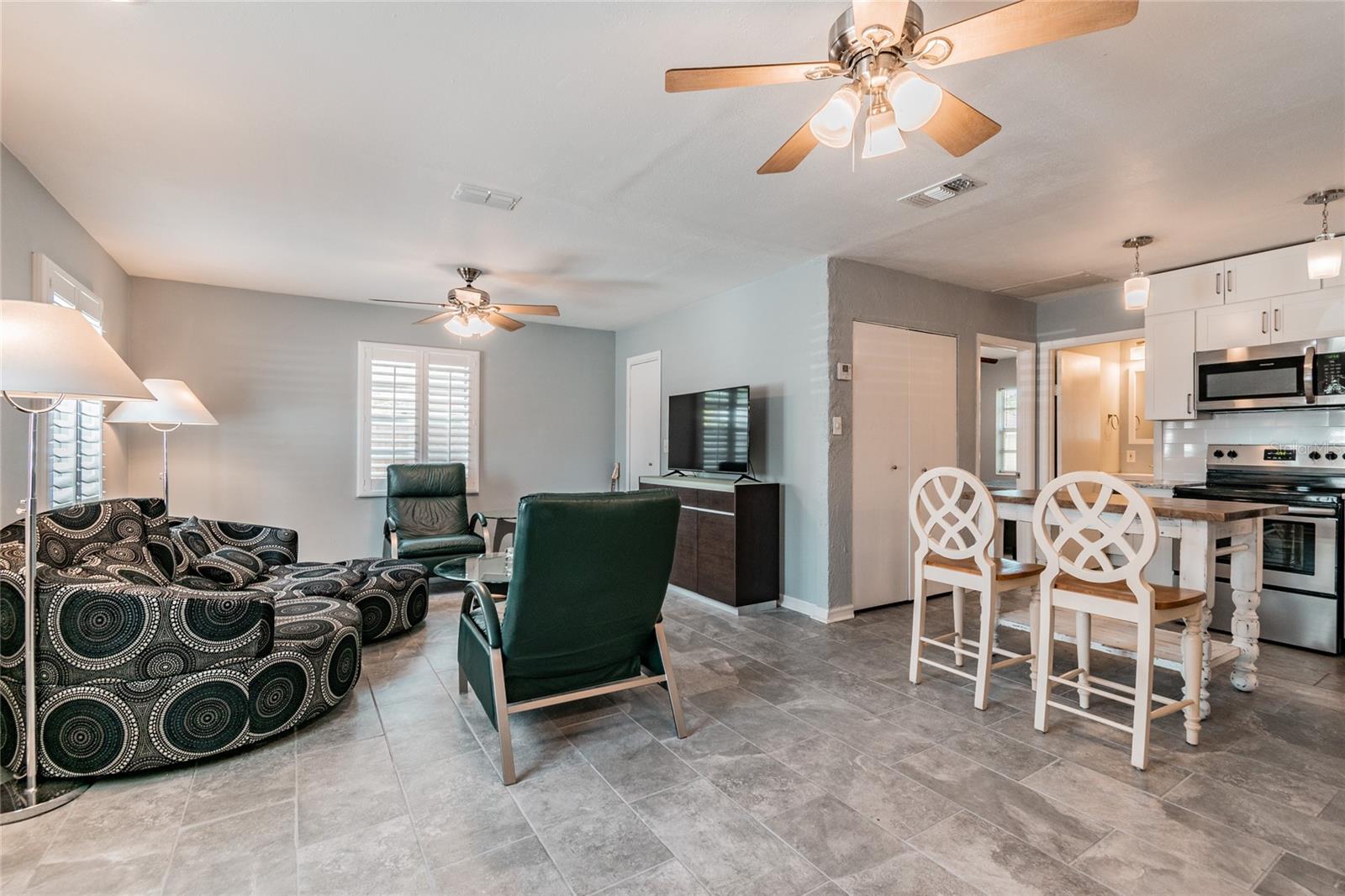3611 W ANDERSON AVE — photo 32