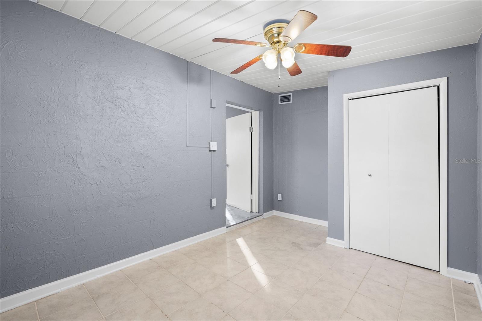 3611 W ANDERSON AVE — photo 13