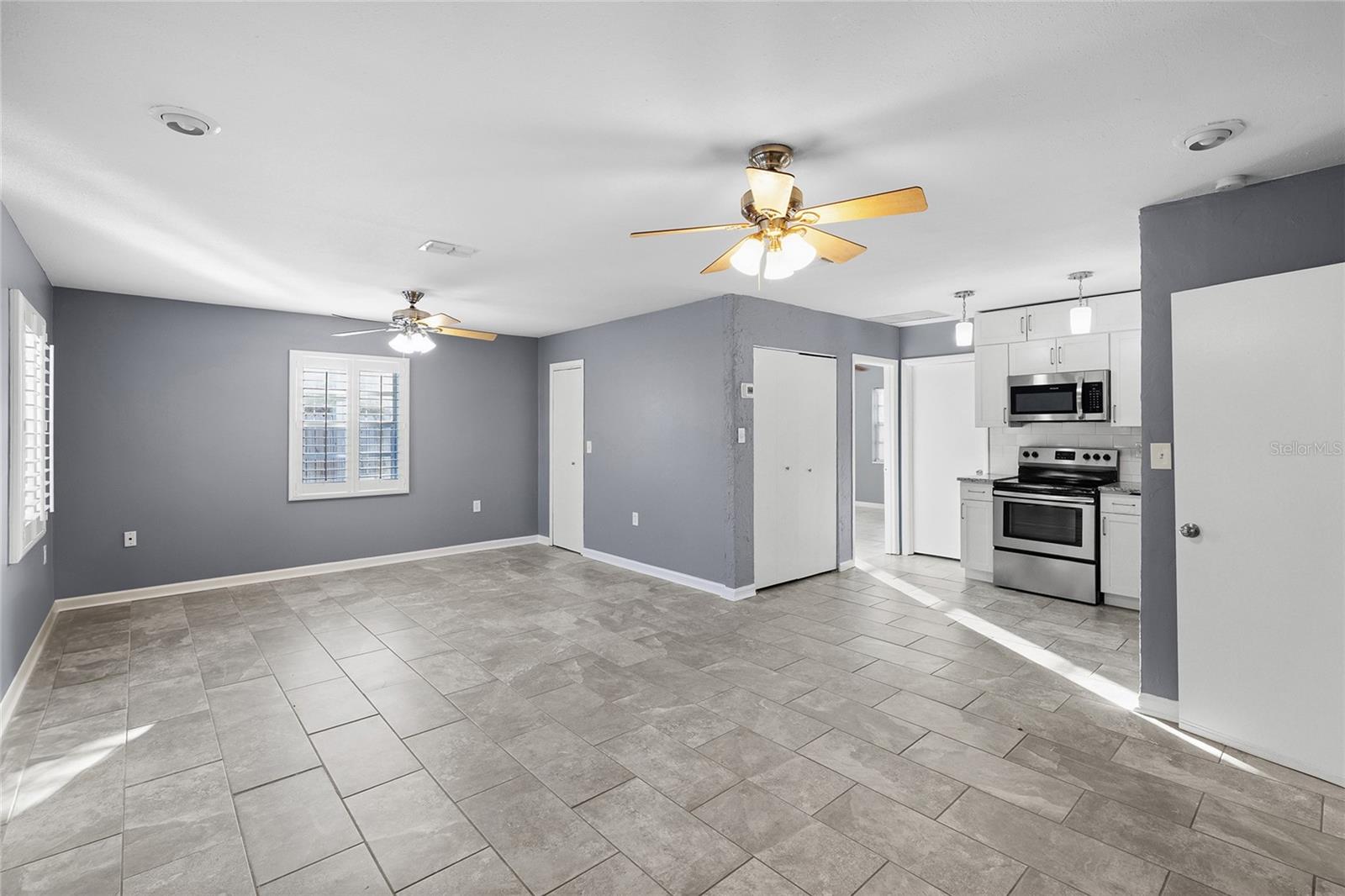 3611 W ANDERSON AVE — photo 3