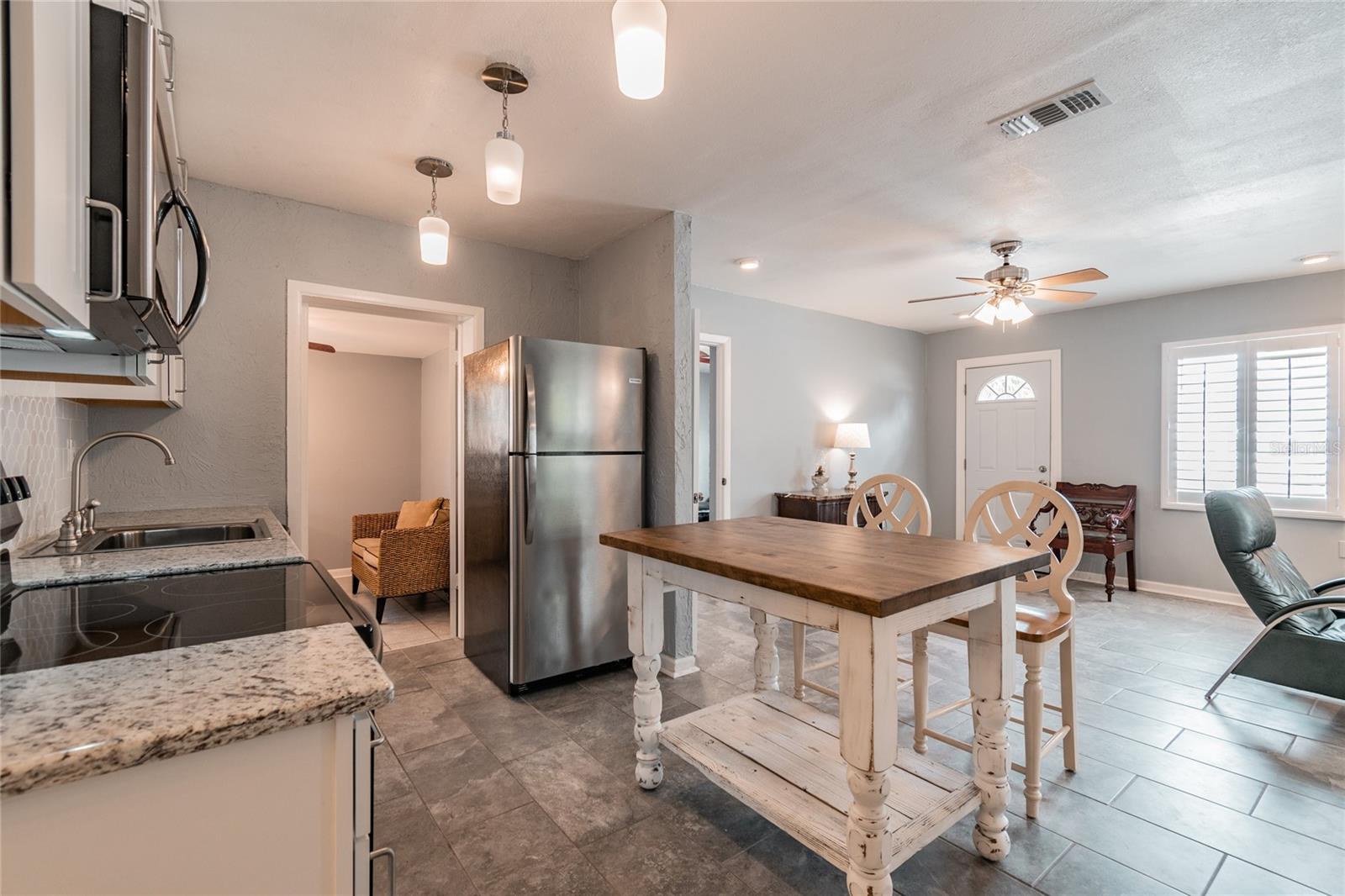 3611 W ANDERSON AVE — photo 10