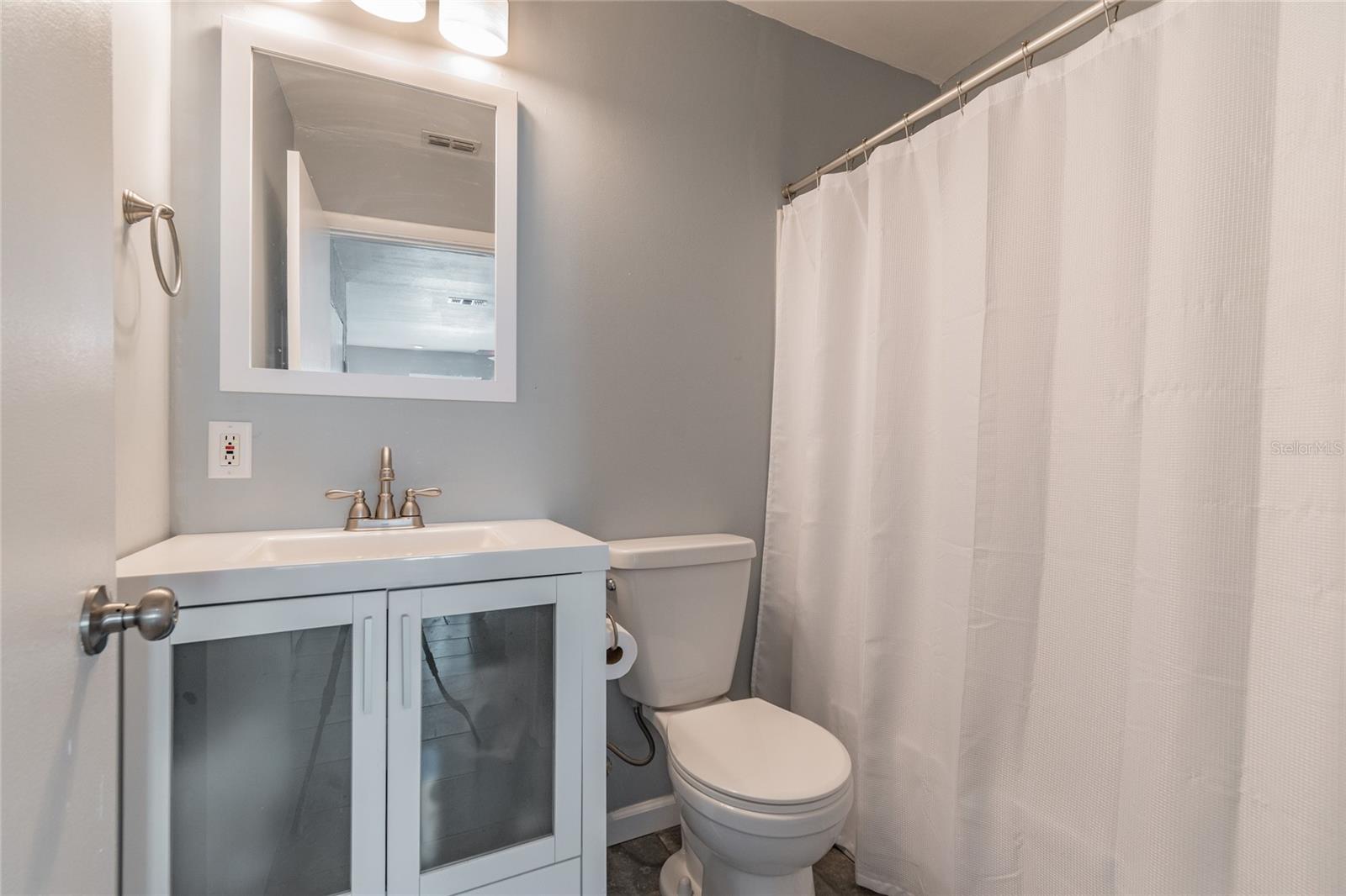 3611 W ANDERSON AVE — photo 36